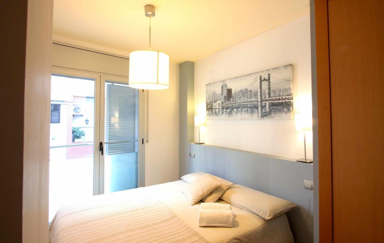 Mazi Apartments Downtown Матаро Экстерьер фото
