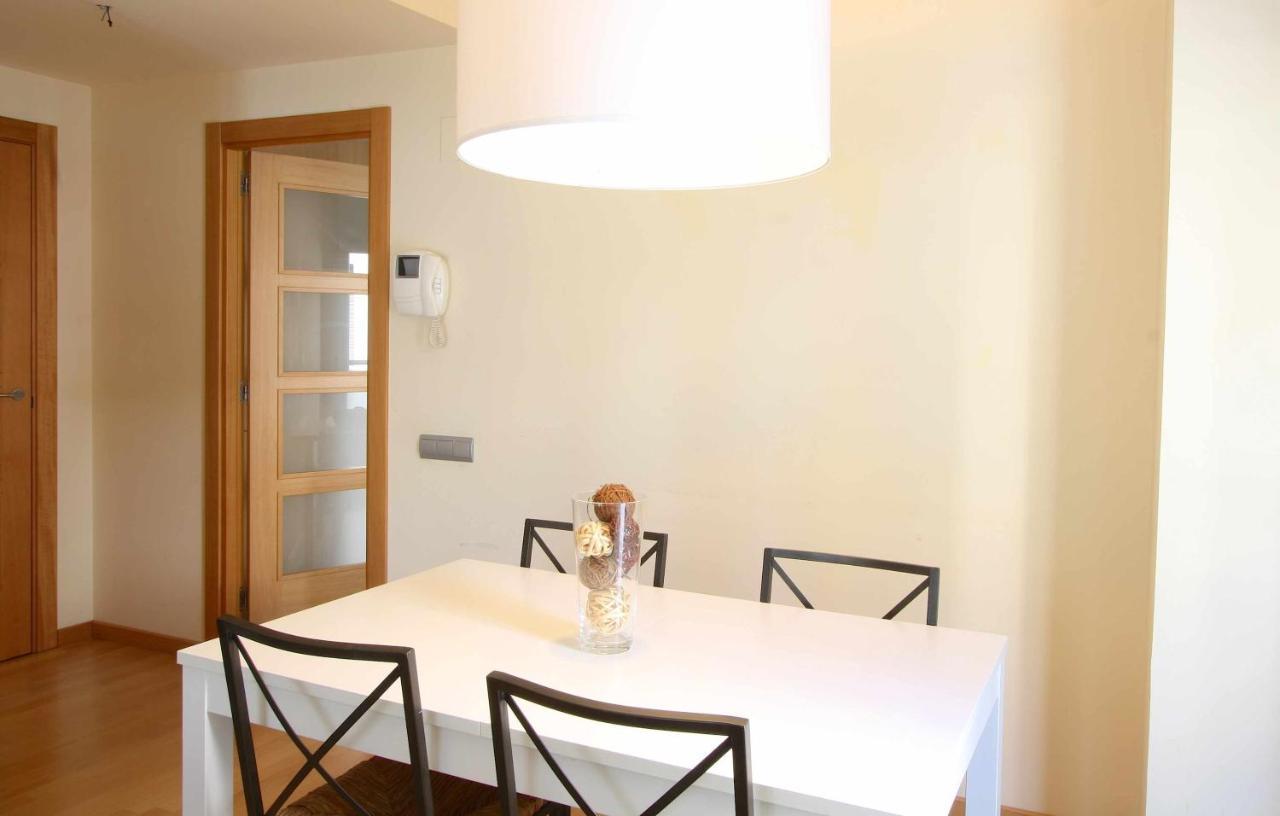 Mazi Apartments Downtown Матаро Экстерьер фото