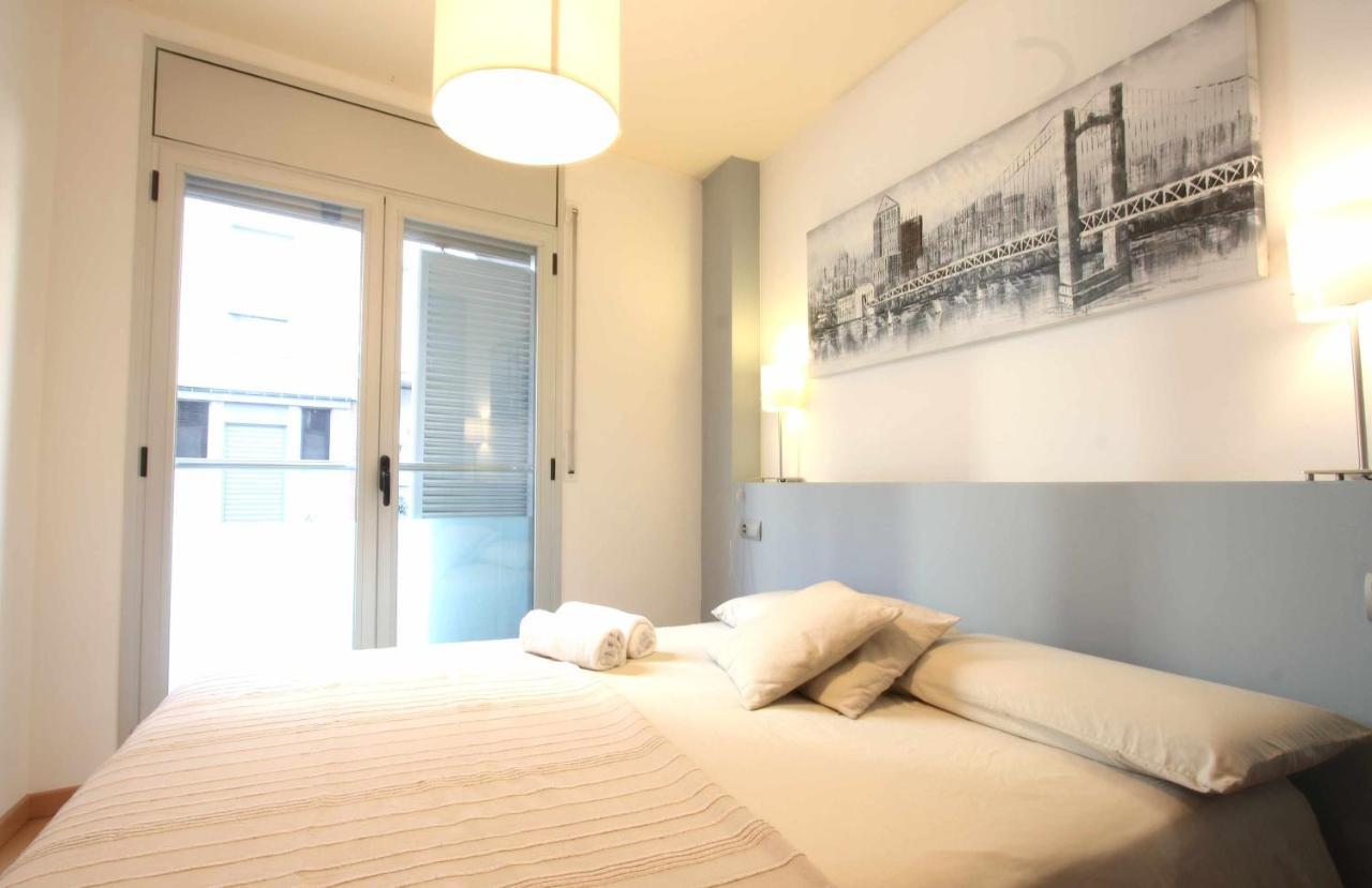 Mazi Apartments Downtown Матаро Экстерьер фото